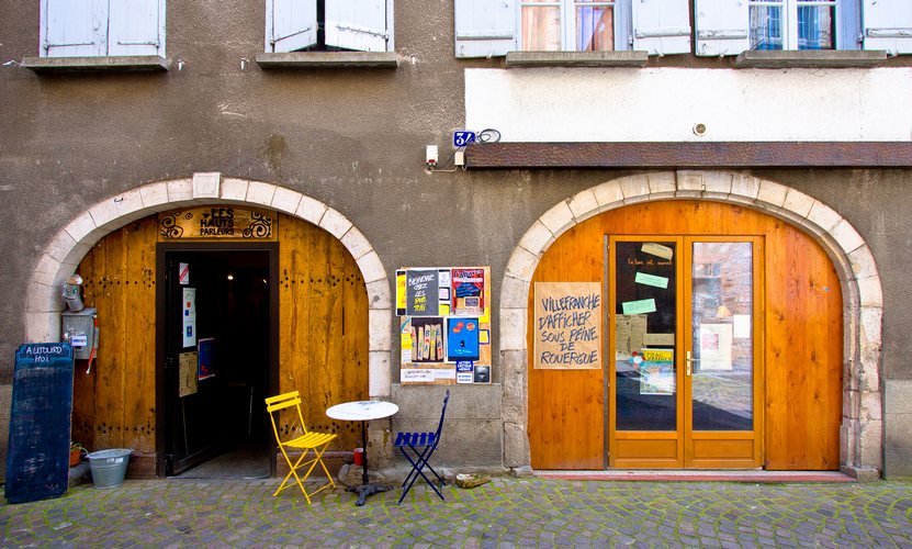 Pierre-HautsPareurs_compacte_le_bar.jpg